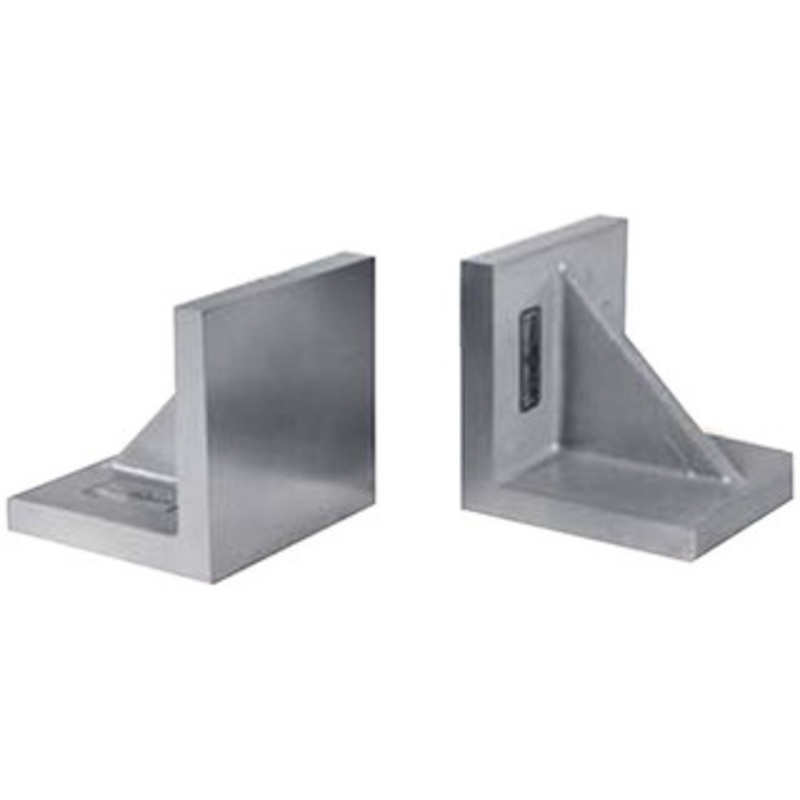 Busch Standard Angle 3W x 6L x 18H – 2402G