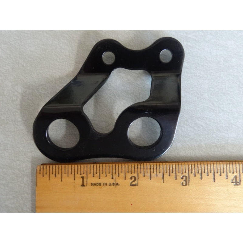 RH OIL COOLER BRACKET (#01164231)