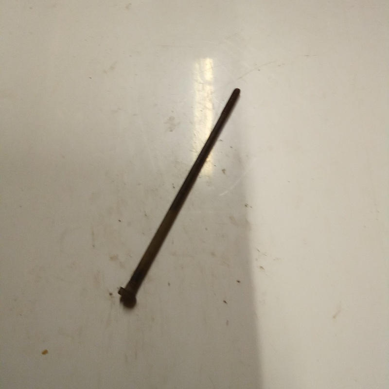 SCREW (#14730556)