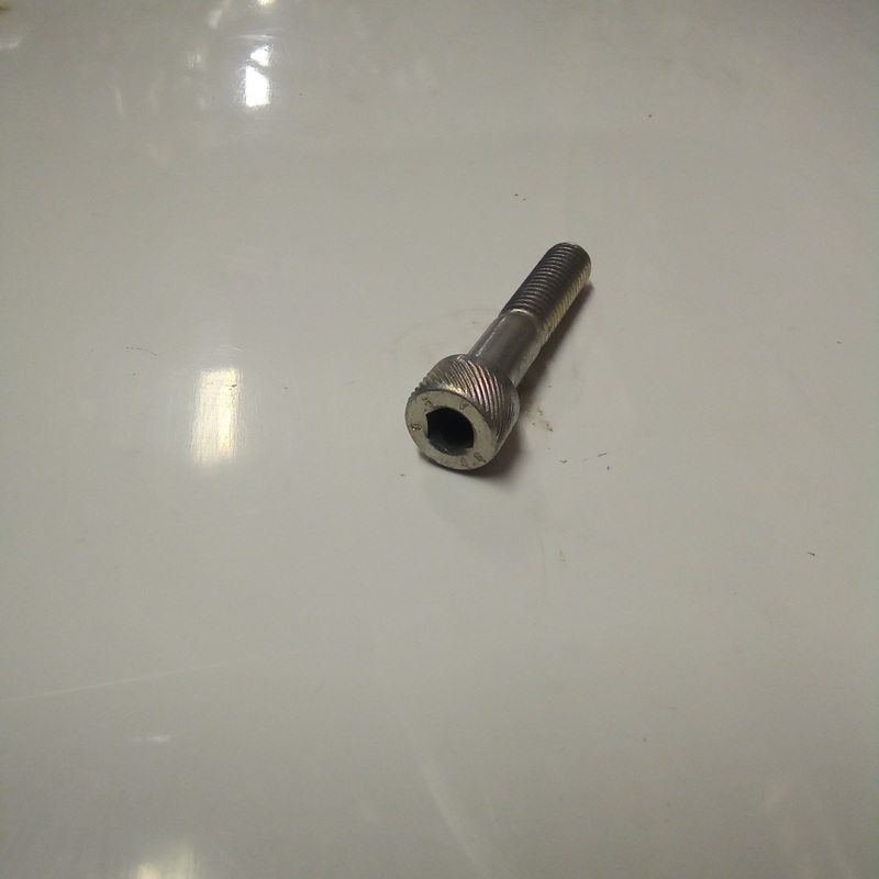 SCREW (#98620440)