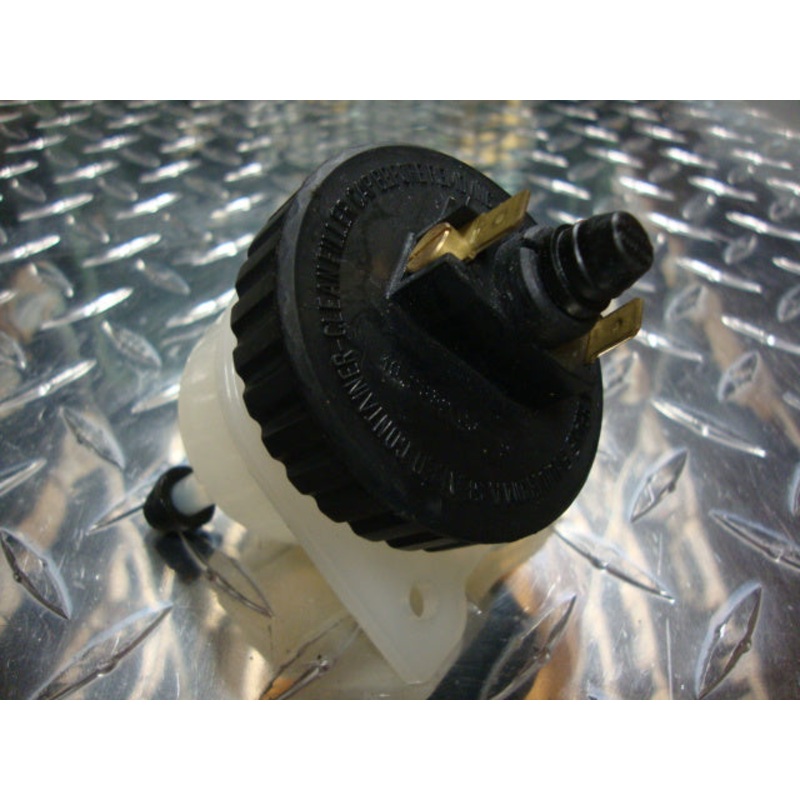 BRAKE RESERVOIR (#28665060)