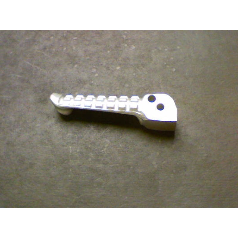 FOOTREST RH REAR (#30442405)