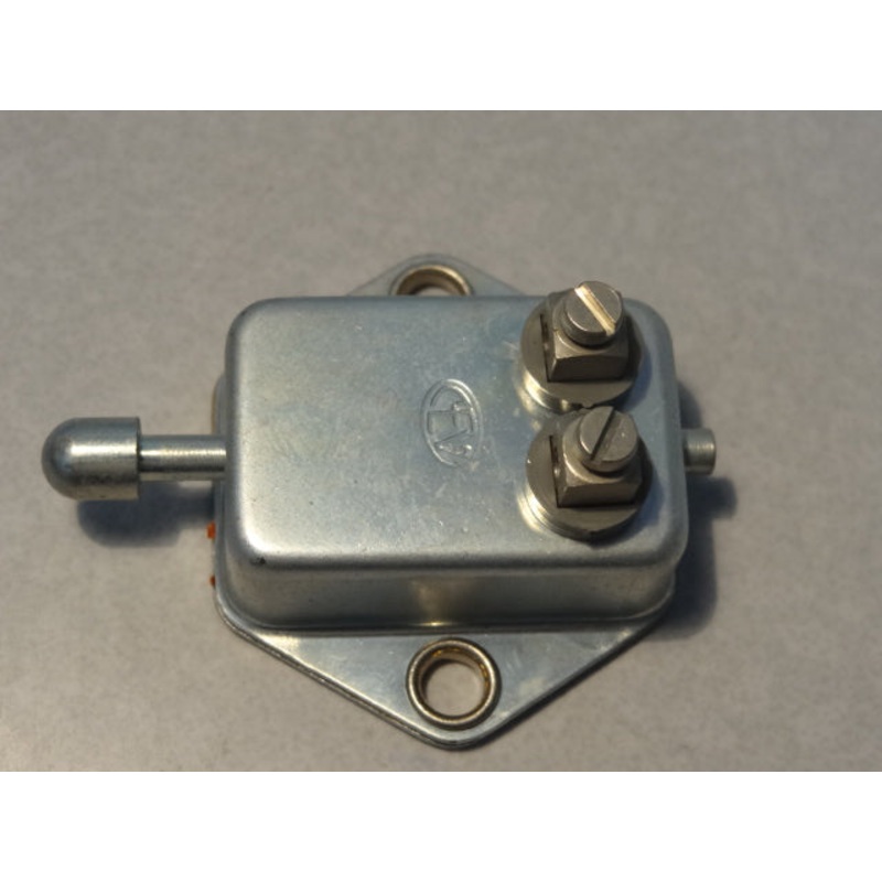 BRAKE LITE SWITCH} (#55741100)