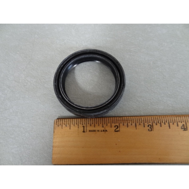 FORK SEAL (#03530526) Fork seal/dust cover kit use 03530000.
