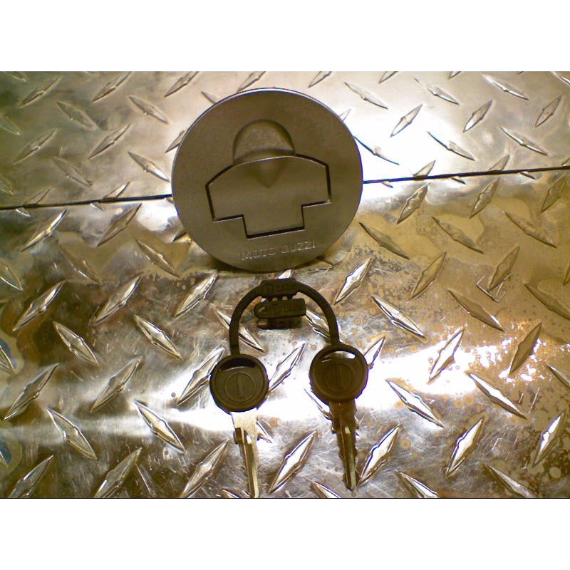 GAS TANK CAP (#30104100)
