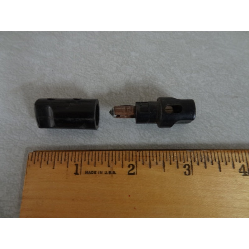 HOLDER W/FUSE (#13742540)