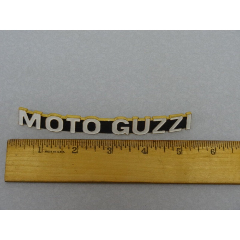 MOTO GUZZI FAIRING BADGE (#19923460)