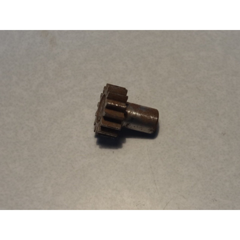 OIL PUMP DRIVE GEAR (#55148500)