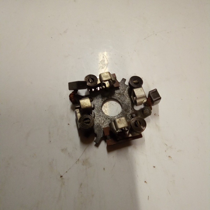 PLATE FOR BRUSH (#14730525)