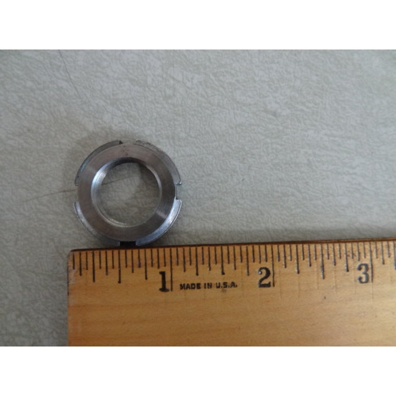 NUT V11 (#04055100)