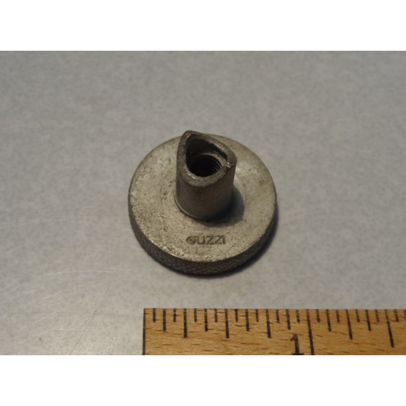 THUMB SCREW (#95730260)
