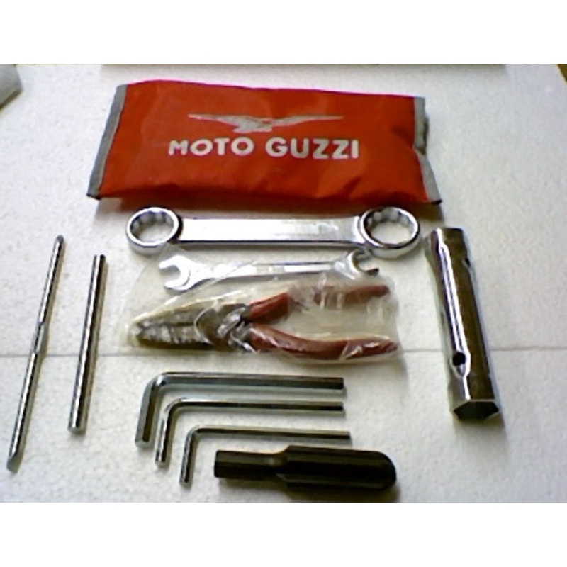 TOOL BAG W/TOOLS (#03909960)
