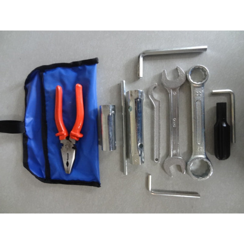 OEM TOOL KIT (01909931) (#01909931)