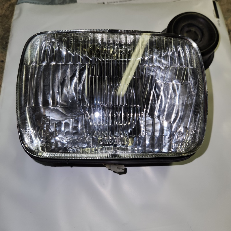 CA3 DR. HEADLIGHT USA (#28740520)