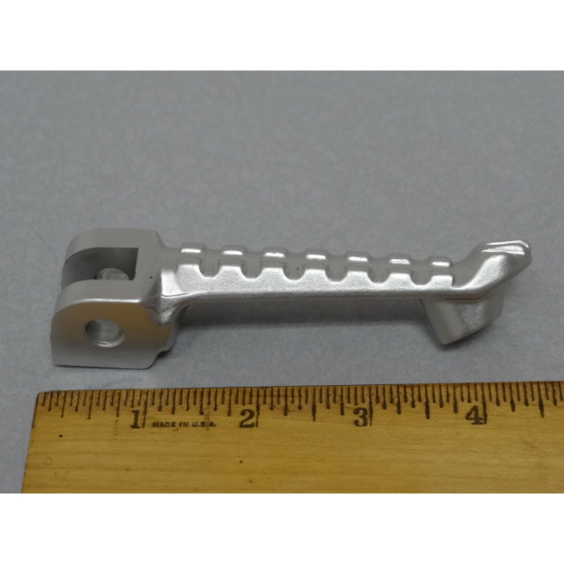 FOOTREST RH FRONT (#30440705)