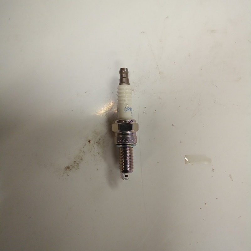 SPARK PLUG NGK CPR8EB-9 (#887481)