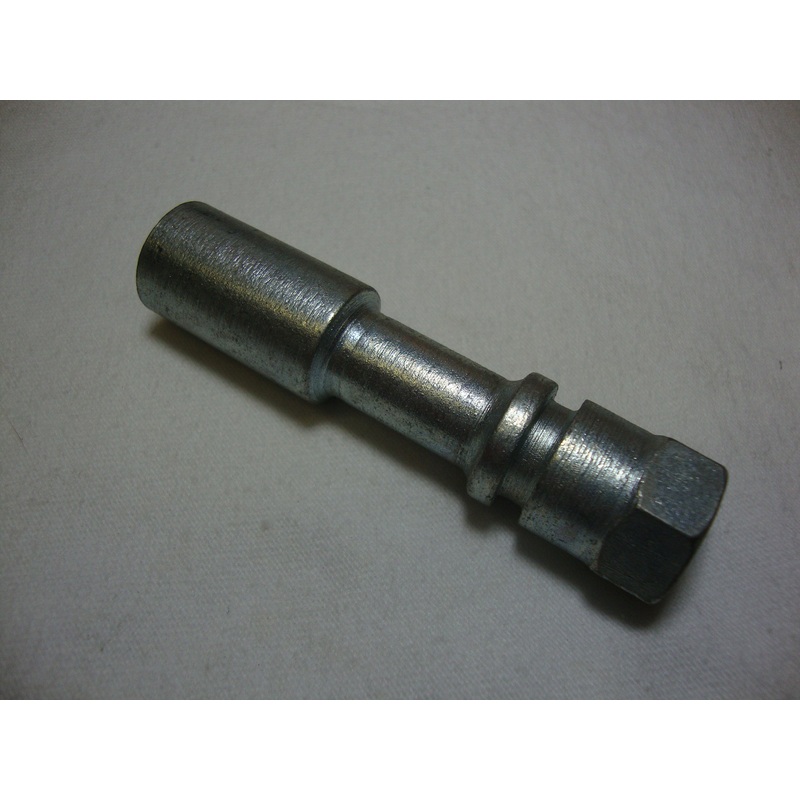 CYL HEAD NUT 700 (#12021900)