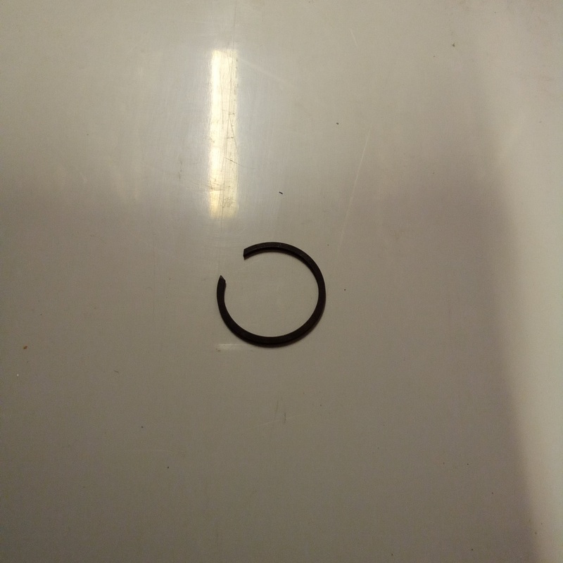 Circlip (#90273026)