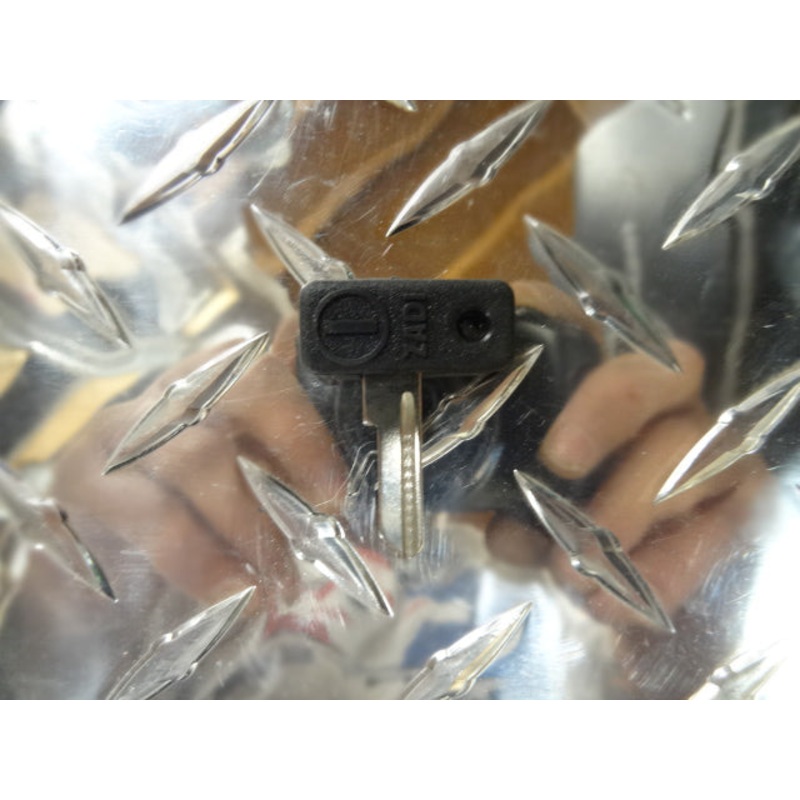 IGNITION KEY BLANK (#31735560)