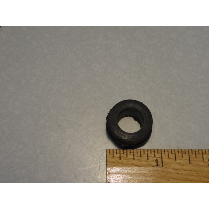 RUBBER MOUNT (#91551132)