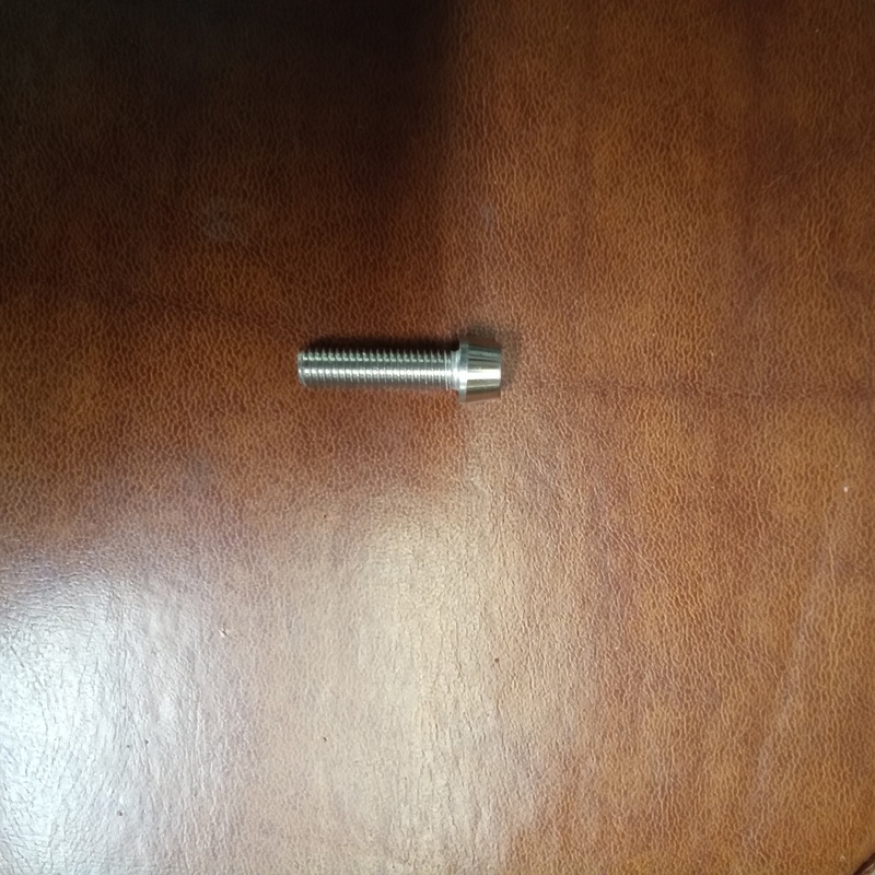 BOLT FOR UPPER U BOLT GRISO 850/1100 (#98700430)
