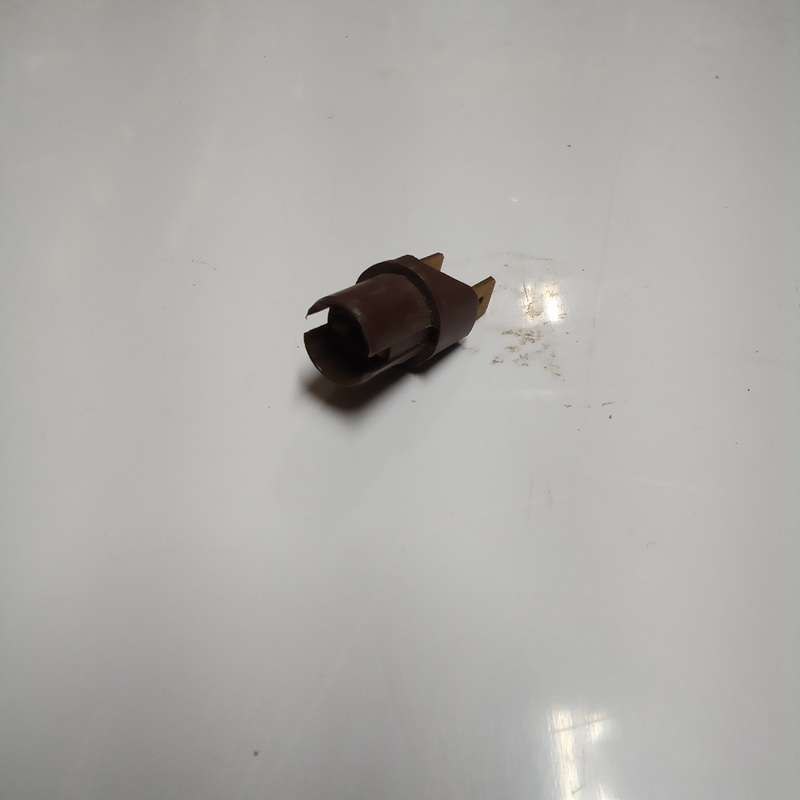 BULB HOLDER (#39760600)