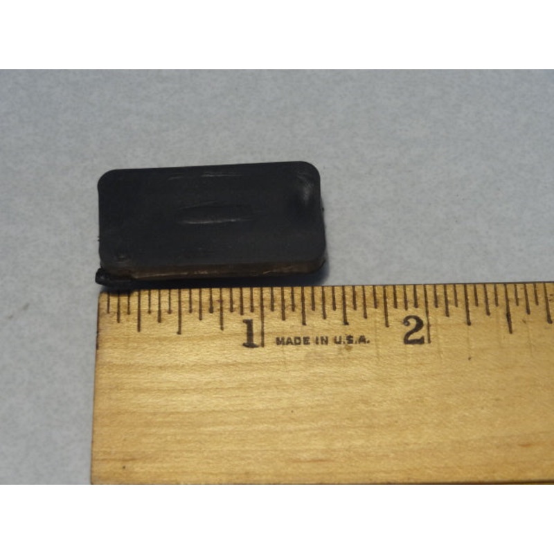 GROMMET-SIDE COVER RUBBER UPPER V35-V50 (#19478750)
