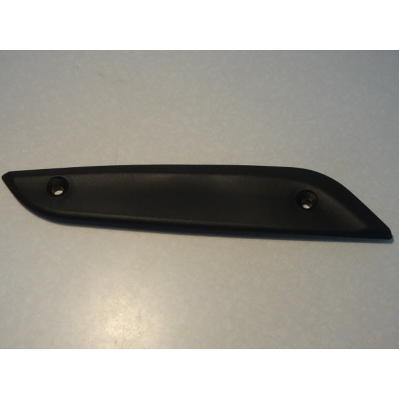 LEFT WINDSHIELD SUPPORT (#653156)