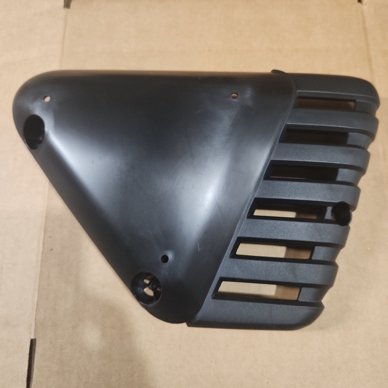 R.H. BODY SIDE (#978941)