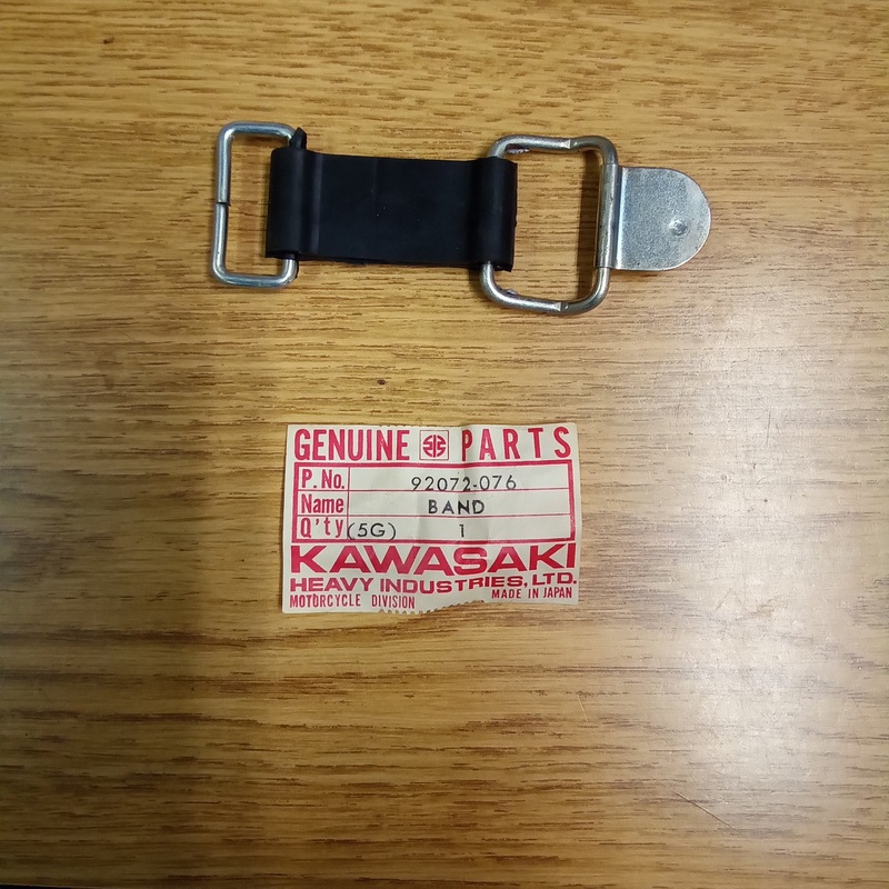 Kawasaki Fuel Tank Band 92072-076