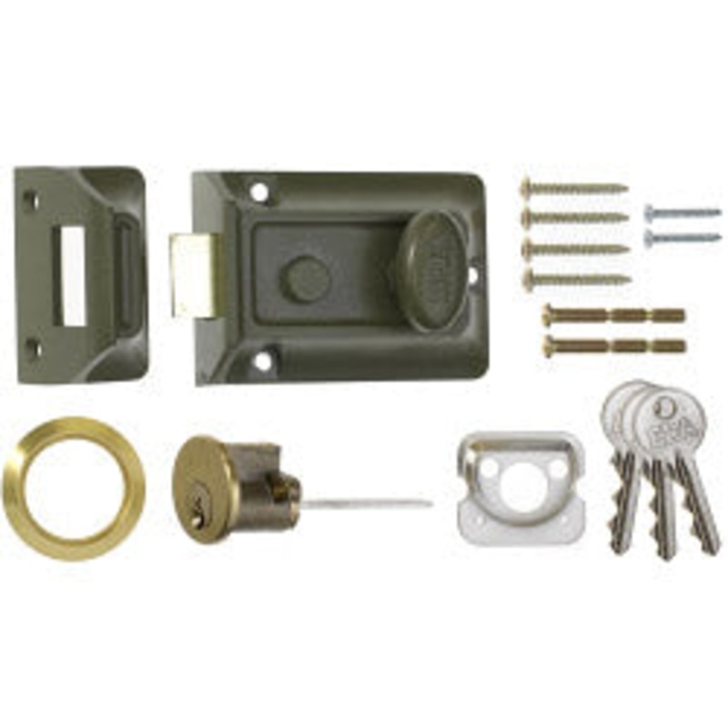 Era Traditional Door Lock 60mm Finish: Green Body – Brass Cylinder