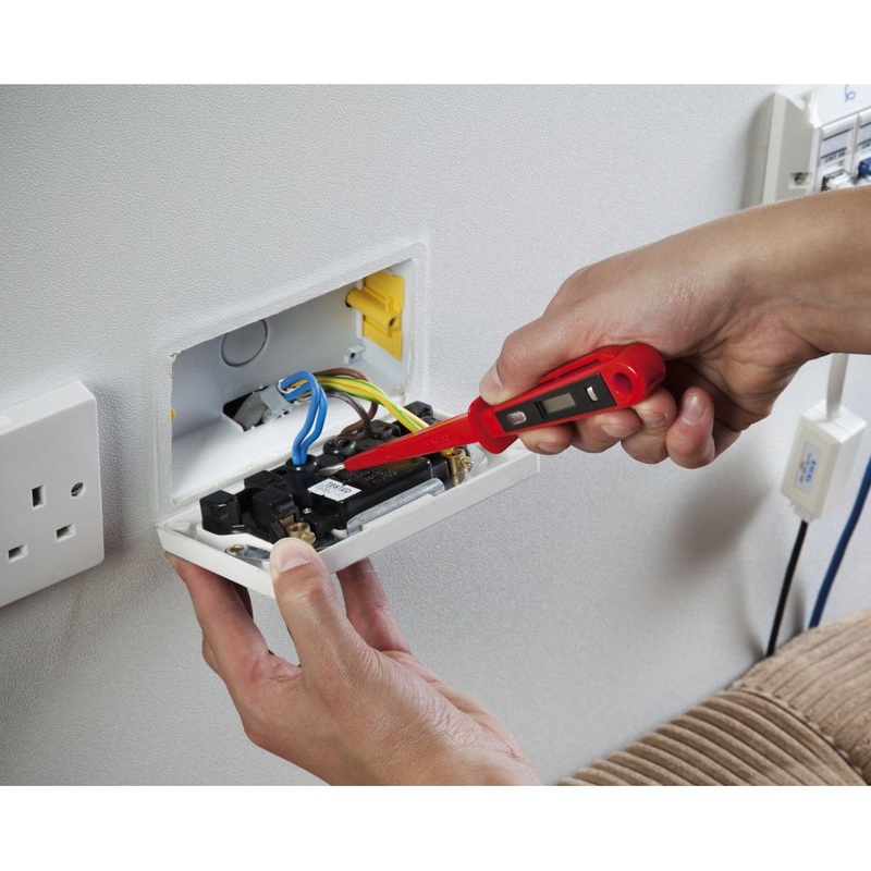 SupaTool Electrician’s Mains Tester